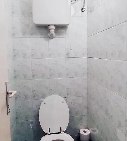 Corner Tower // Prijetno Stanovanje Za 4 Osebe + Free Parking Daire
